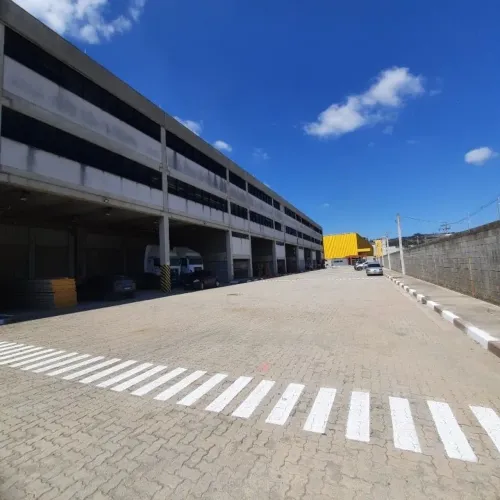 Galpão para alugar, 1600 m² por R$ 37.000,00/mês - Chácara Dora - Araçariguama/SP