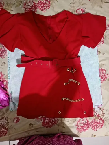 Macacão plus size vermelho