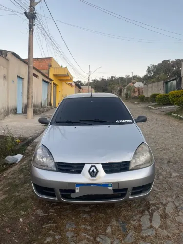 Renault Clio Campus Hi-flex 1.0 16V 3P 2010