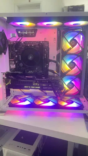 PC GAMER RTX 2070 8GB + Ryzen 5 5500