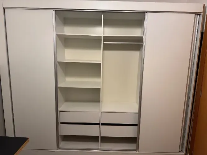 Armário 4 portas