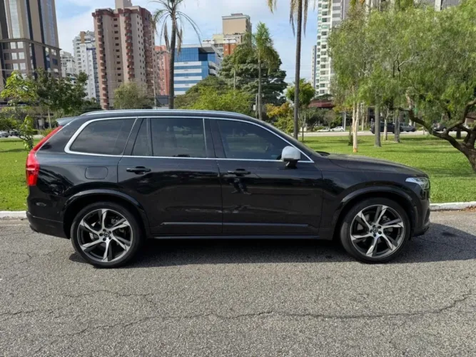 Volvo XC-90 XC 90 T-8 Híbrido R-design 2.0 5P 2019