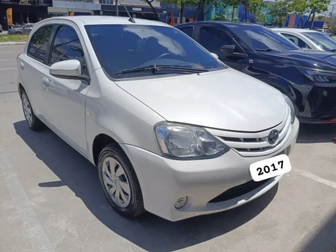 Toyota Etios XS 1.5 Flex 16V 5P Mec. 2017