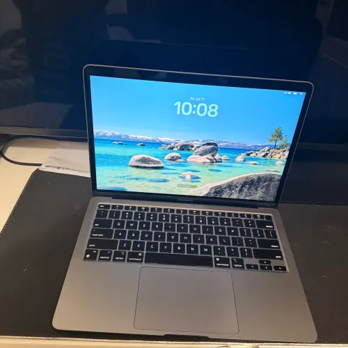 MacBook Air M1