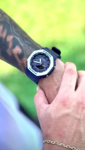 Relógio ESPORTIVO G-SHOCK GA-2100