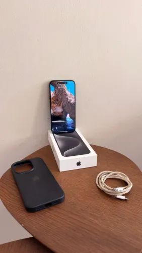 Iphone 15 Pro 256GB Preto Titânio SEMINOVO 