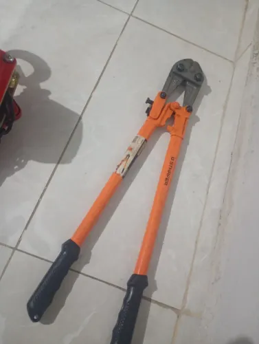 Alicate de corte aço vergalhão 180$