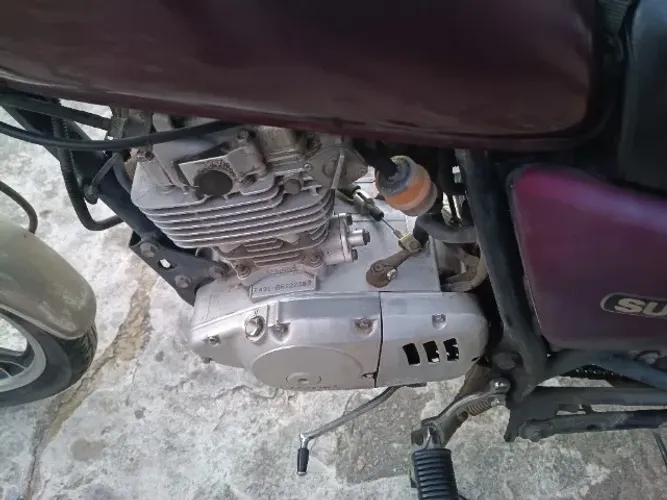 Vendo intruder 125 ano 2013/14