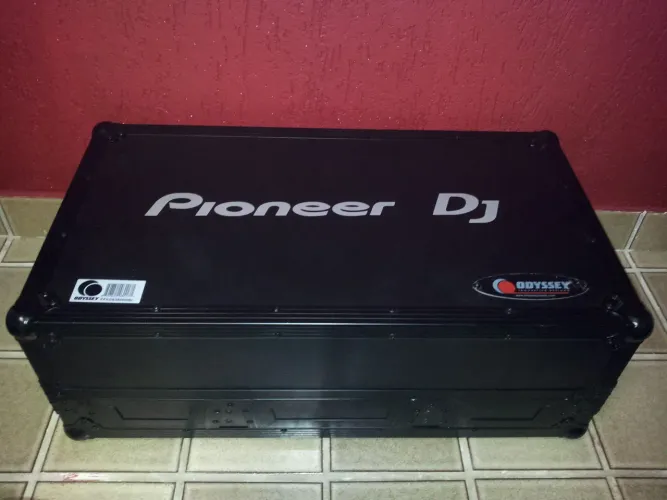 Par de CDJ-400 Pioneer + Mixer DJM-400 Pioneer + Case Pioneer