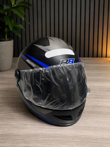 Capacete novo