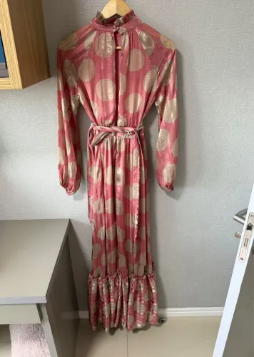 Vestido longo elegante usado duas vezes: Veste 38/40 - para fazer logo R$80,00
