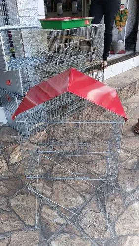 ? Viveiro para Aves - Telhado Vermelho ou Verde | R$ 279,90