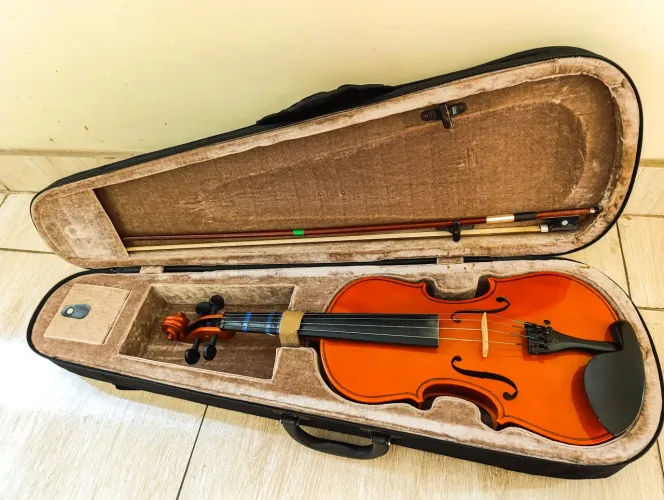 Violino iniciante + capa + breu