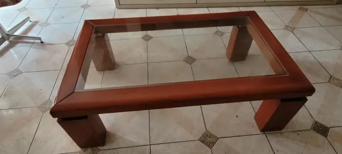 Mesa de centro em mogno 
