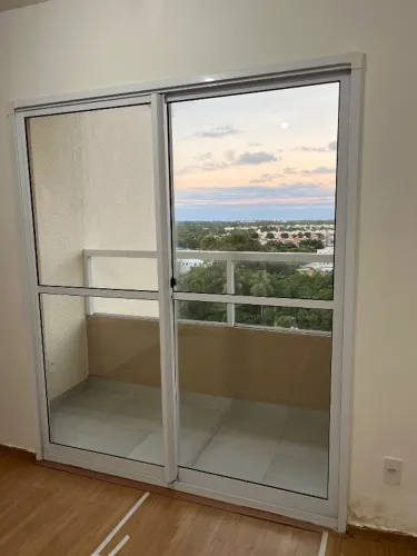 Vendo Porta de Correr da Varanda 2,10 x 1,80