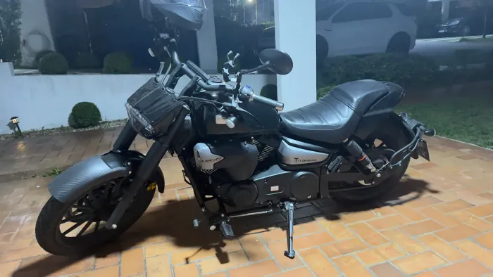 SHINERAY TITANIUM 250cc - IMPECÁVEL, BAIXÍSSIMA KM!