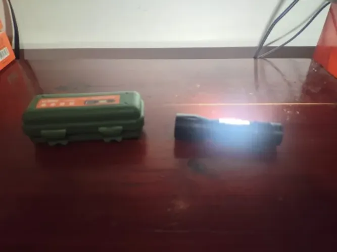 MINE LANTERNA LED RECARREGÁVEL