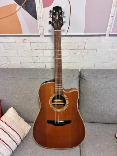 Violão Takamine EGS330SC tampo maciço de cedro
