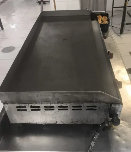Chapa Bifeteira a Gás Industrial 1 Metro (MANUTENÇAO)