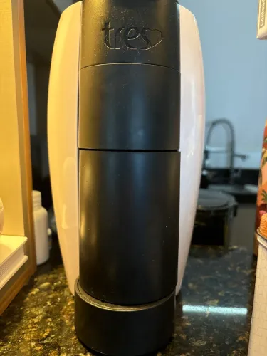 Cafeteira três á venda 