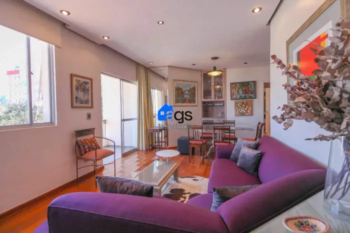 Apartamento em Sagrada Família com 79 m² , 3 quarto(s) , 1 suíte(s) .