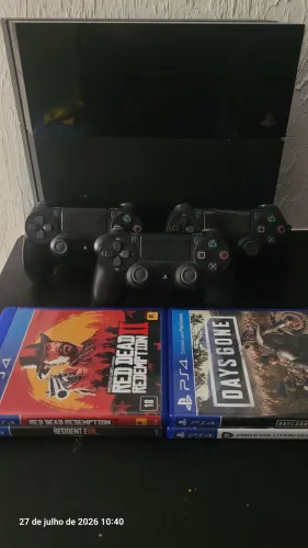 Playstation 4 + 3 controles + 4 jogos