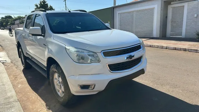 Chevrolet S10 Pick-up LT 2.8 TDI 4X2 CD Diesel AUT 2013