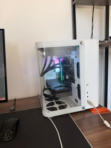 PC GAMER POTENTE - i7-14700 + RTX 5060 8GB + 32GB RAM