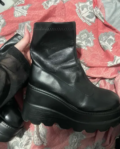 Bota Shein Romwe plataforma 34