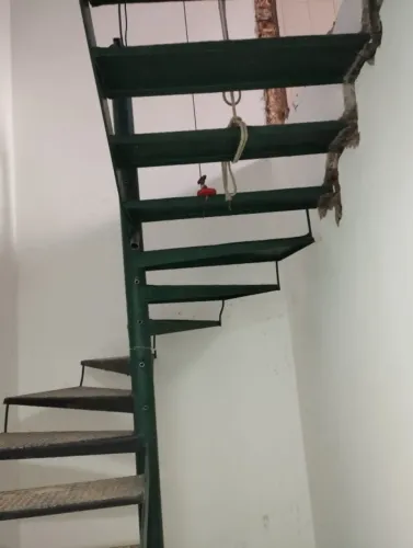 Escada Caracol (Cortada em 3 Partes)