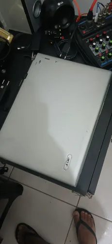 NOTEBOOK ACER ASPIRE 3.000 DUNCIONANDO NORMAL