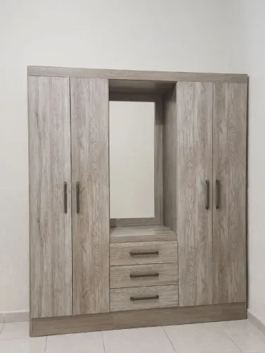 Guarda roupa 4 portas 