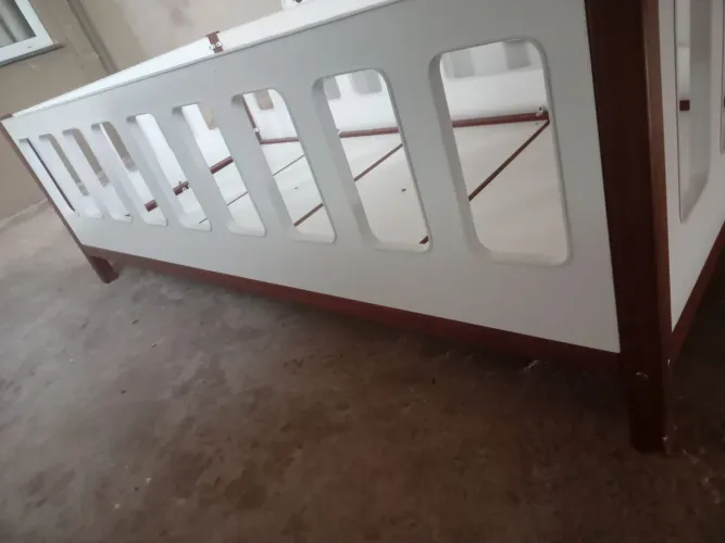 Cama montessoriana em otimo estado (desapego)