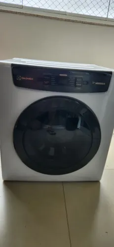 Secadora de Roupas de Parede e Piso Electrolux 11Kg Branca Premium Care com Timer Control