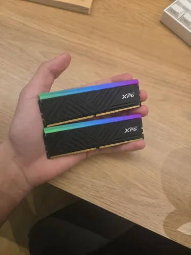 2 Memórias DDR4 XPG Spectrix D35G, RGB, 2x16GB, 3200MHz