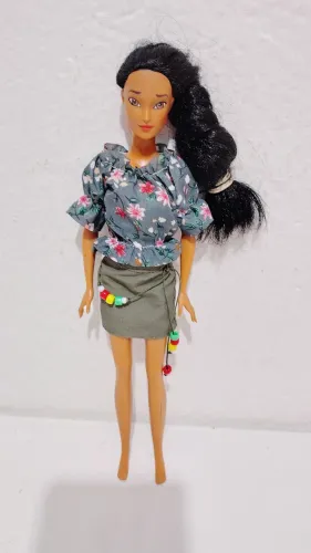 Boneca Barbie Pocahontas Disney 