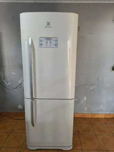 Geladeira Electrolux Frost Free inverse