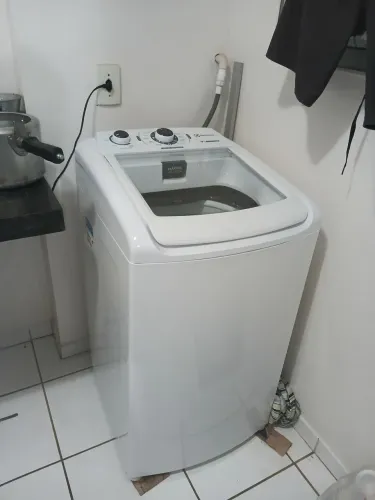 Maquina Electrolux 110 v usado estado de novo,nao entrego