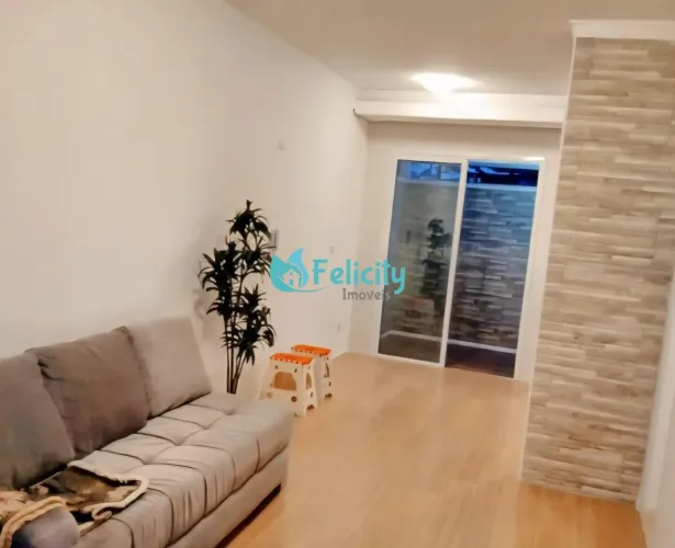 Casa de Condominio com 2 dorms, 2 vagas, 60m2 em Osasco