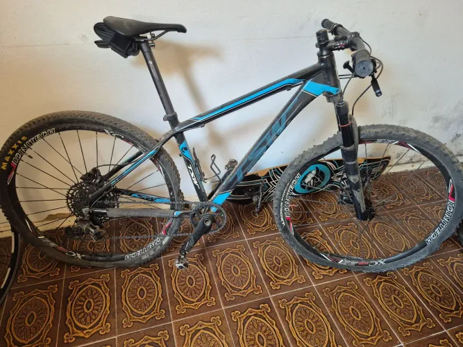 Vendo bicicleta aro 29 TSW Pro Elite