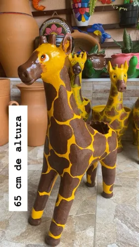 Girafa de barro