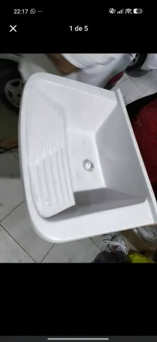 Tanque com torneira, mangote e sifonado