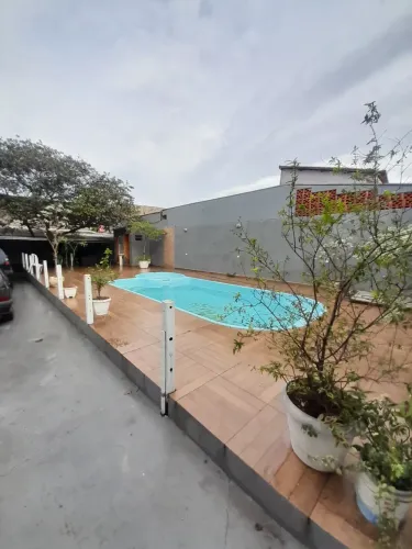Vende Terreno 250m² com piscina