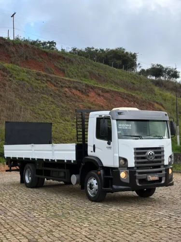 CAMINHÃO VW 13-190 COSTELLATIO