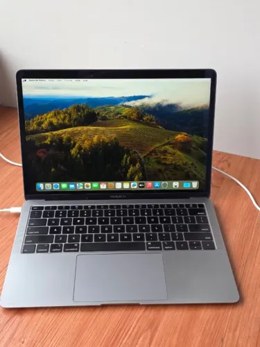 MacBook Air 2018 i5 8gb Ram 256gb SSD - Aceito troca