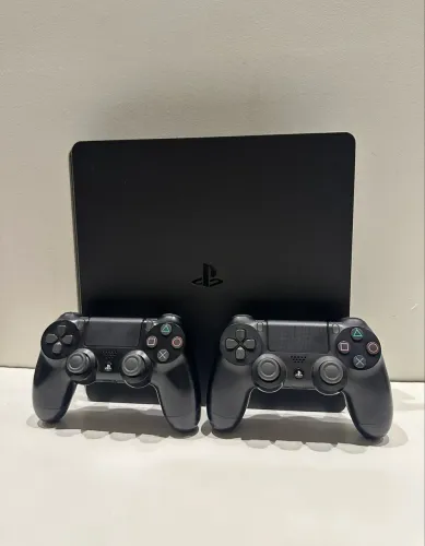 Ps4 Slim 1tb + 2 controles