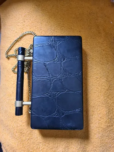 Bolsa da Zara