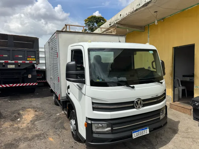 VW/ EXPRESS DRC 4x2 BAÚ 2018/2019