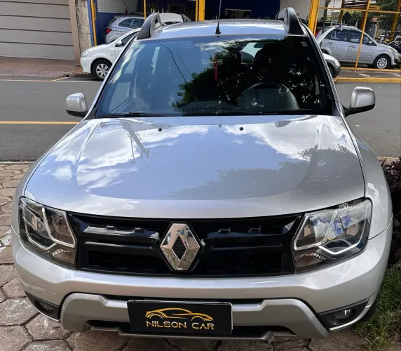 Renault Duster Dynamique 2.0 Hi-flex 16V Aut. 2017