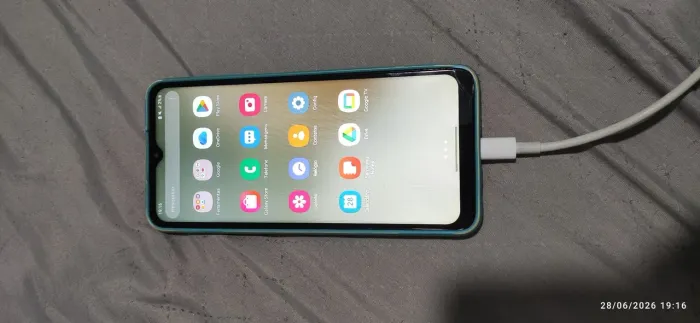 Samsung A12